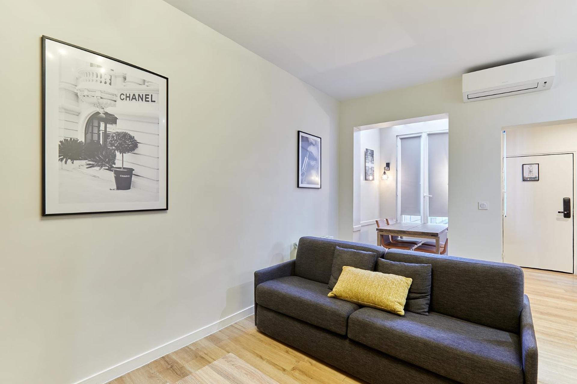Rent A Room - Residence Meslay Parijs Buitenkant foto