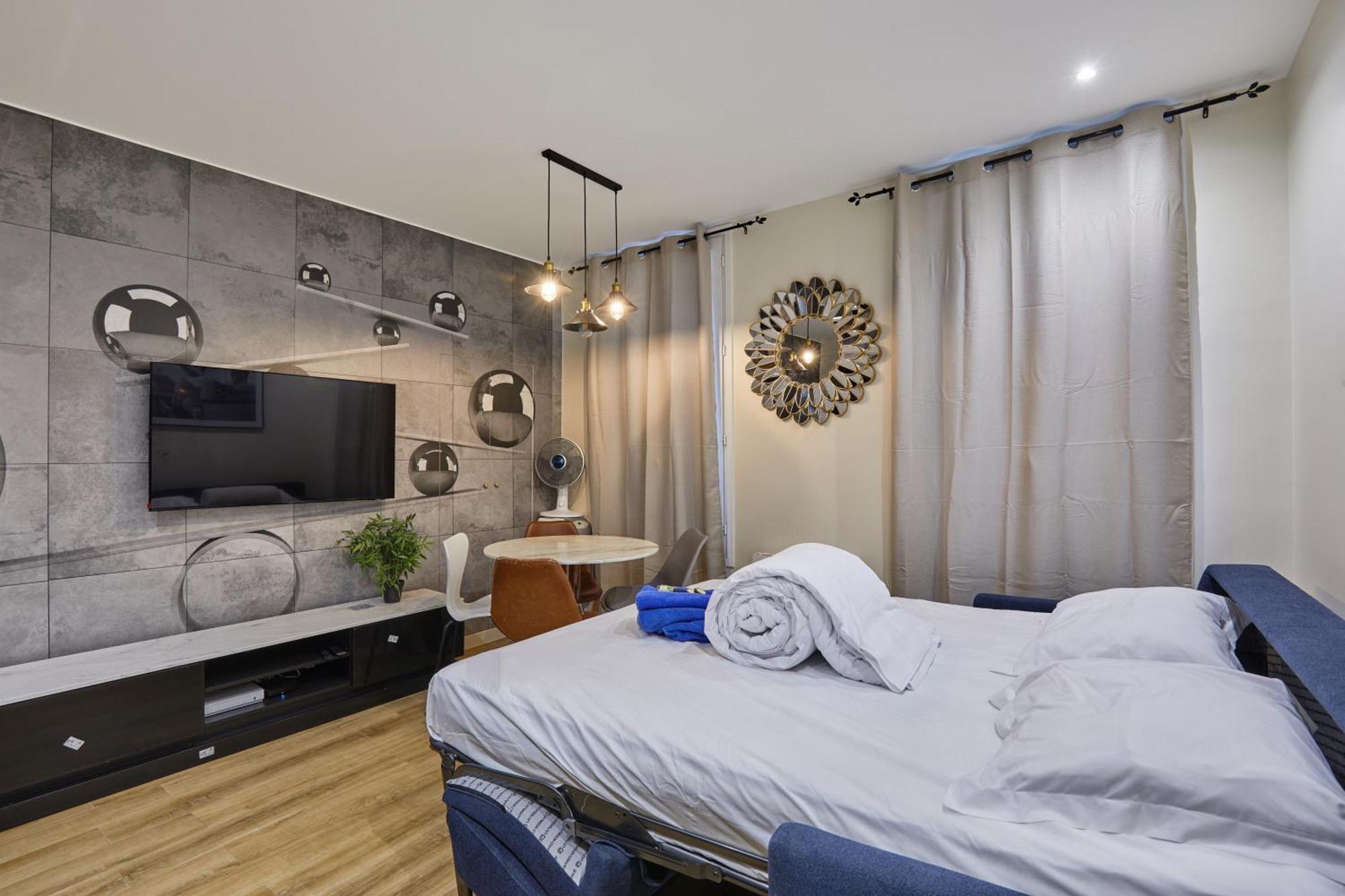 Rent A Room - Residence Meslay Parijs Buitenkant foto