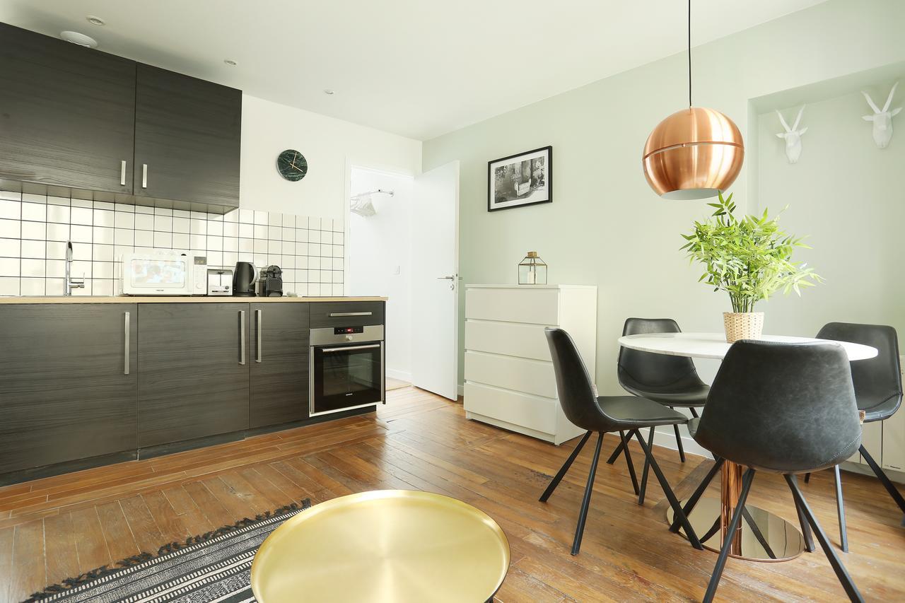 Rent A Room - Residence Meslay Parijs Buitenkant foto