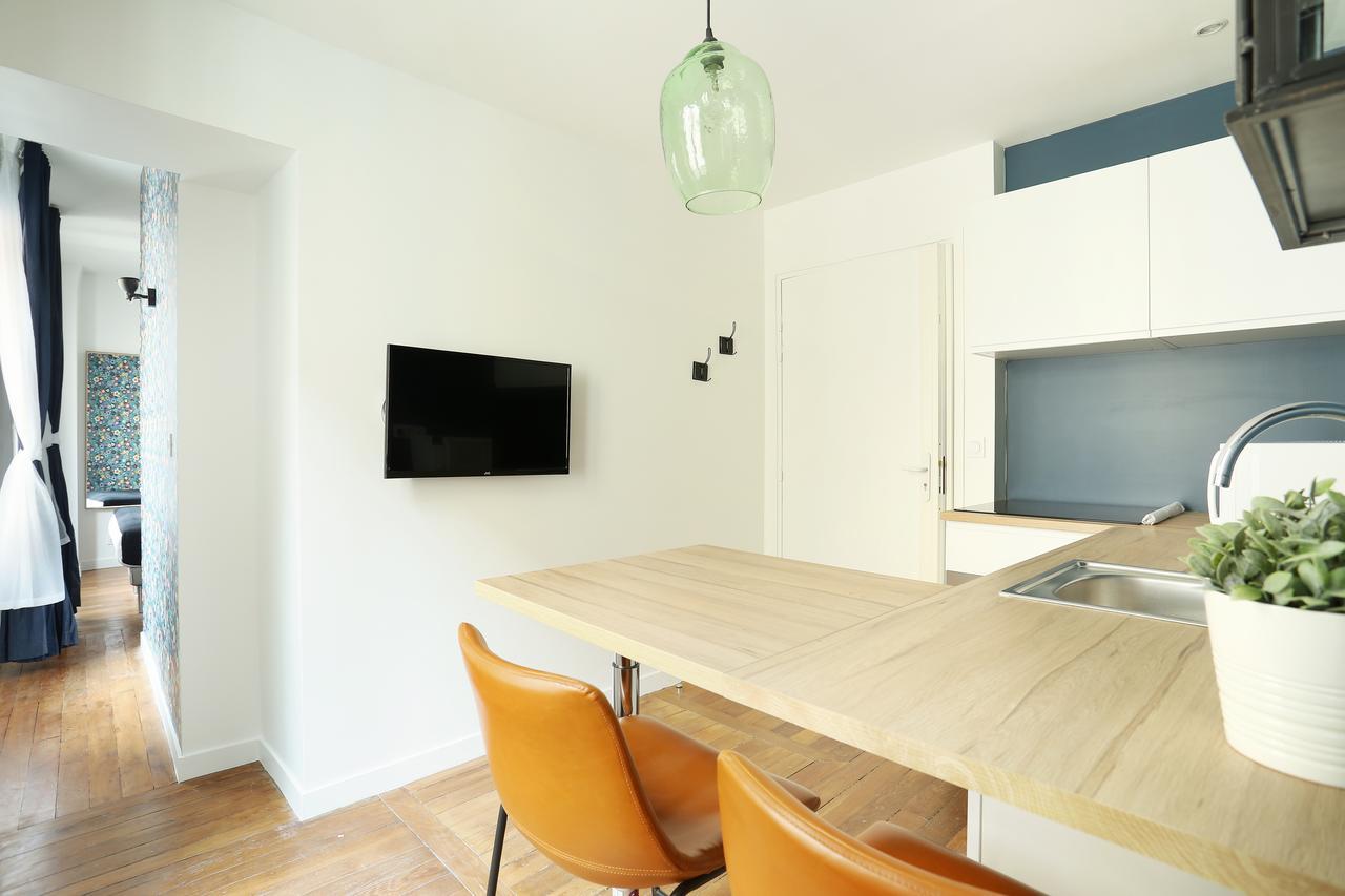 Rent A Room - Residence Meslay Parijs Buitenkant foto