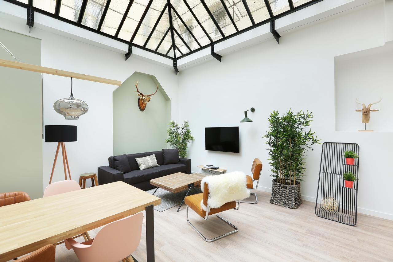 Rent A Room - Residence Meslay Parijs Buitenkant foto